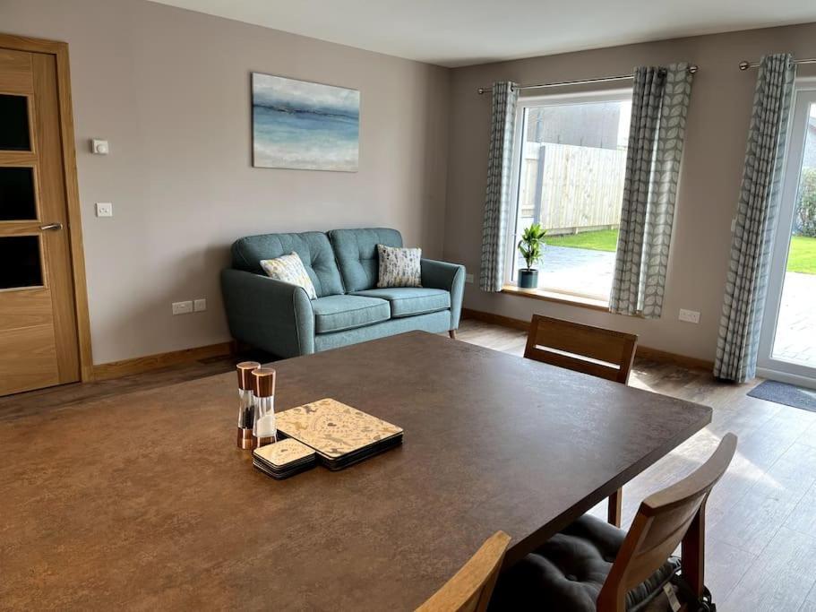 Aurora - Self Catering, Kirkwall, Quiet Location With Luxury Hot Tub Villa Orkney Buitenkant foto