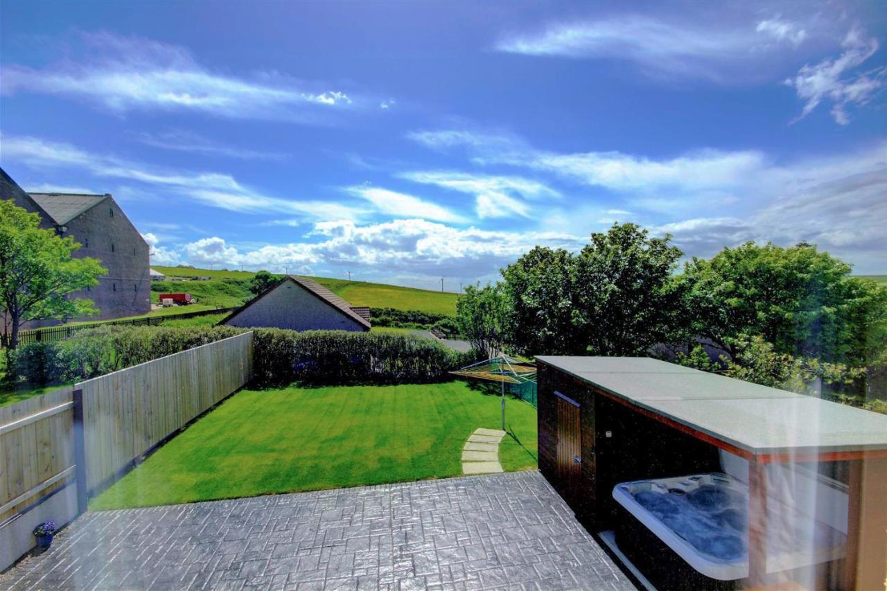 Aurora - Self Catering, Kirkwall, Quiet Location With Luxury Hot Tub Villa Orkney Buitenkant foto